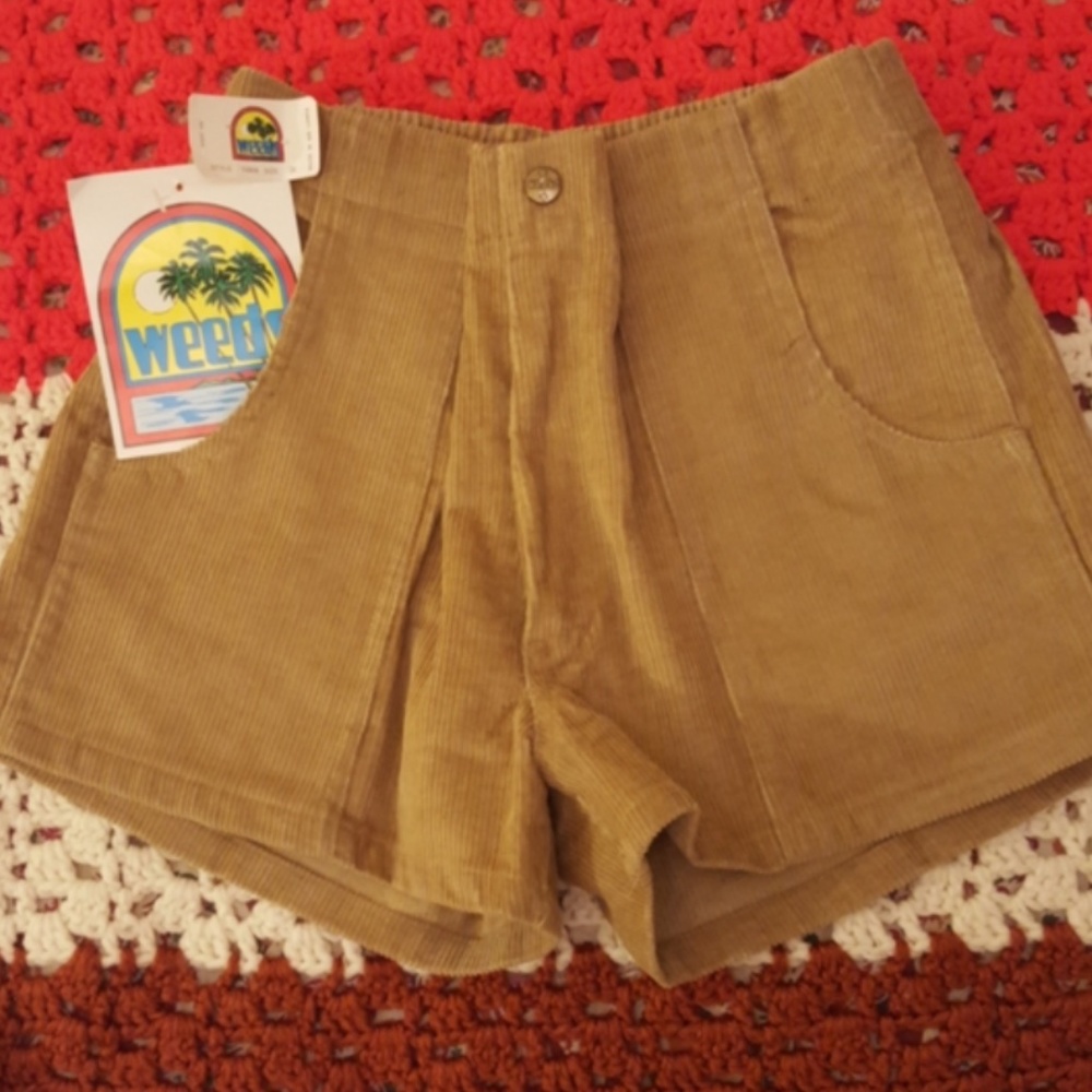 3 for 20$ Vintage Weeds Corduroy Shorts